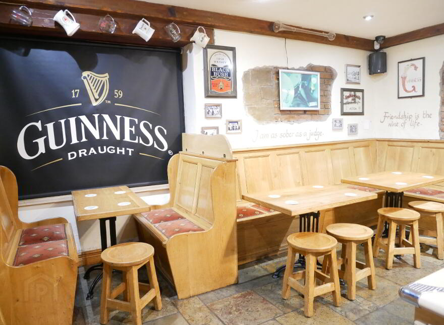The Poachers Inn, 46-48 Main Street, Ballinamallard, BT94 2FY