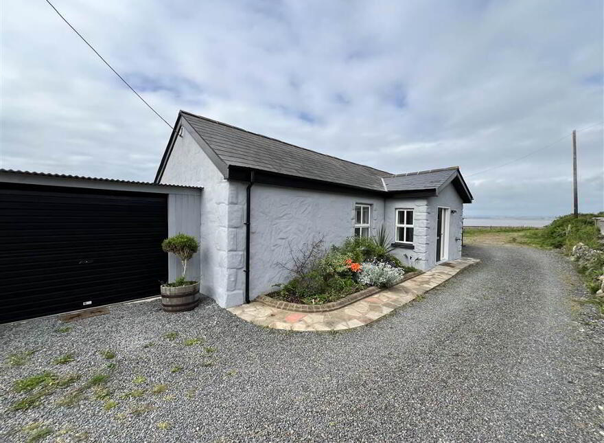 133 Portaferry Road, Newtownards, BT22 2AH