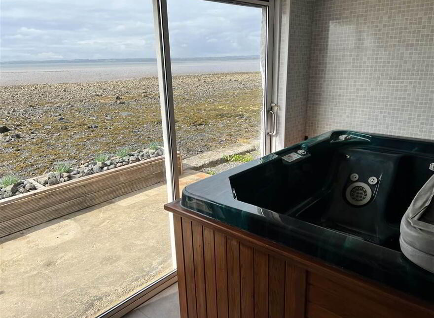 133 Portaferry Road, Newtownards, BT22 2AH