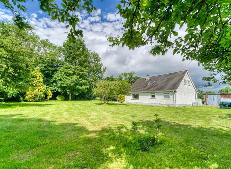 A FOR SALE AS WHOLE OR IN LOTS, 105 Halftown Road, Lisburn, BT27 5RF