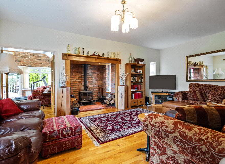 128 Old Ballynahinch Road, Lisburn, BT27 6TH