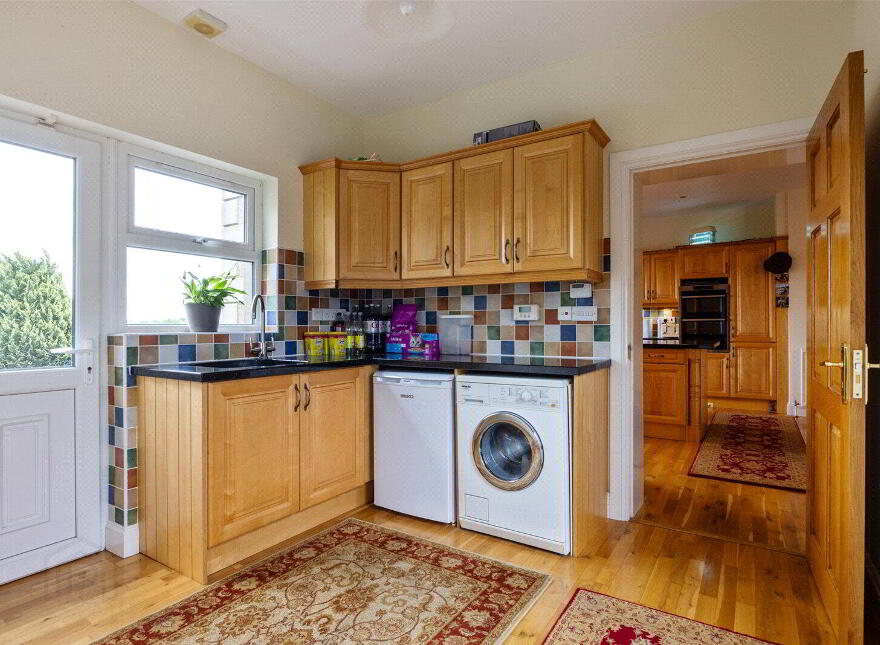 128 Old Ballynahinch Road, Lisburn, BT27 6TH