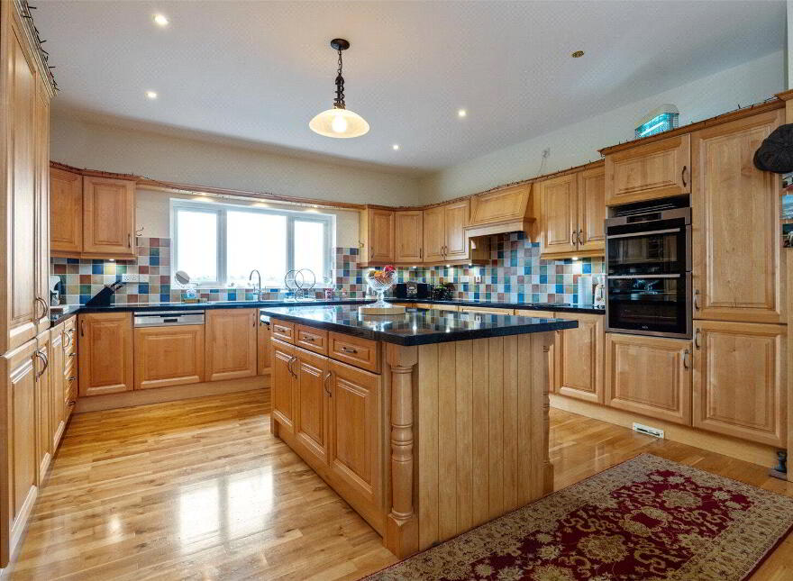 128 Old Ballynahinch Road, Lisburn, BT27 6TH