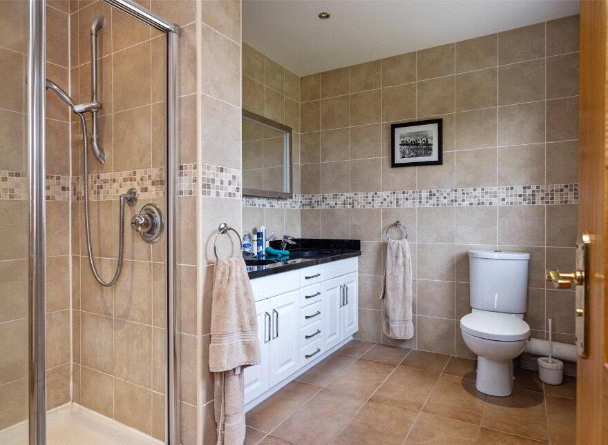 128 Old Ballynahinch Road, Lisburn, BT27 6TH