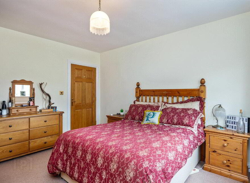 128 Old Ballynahinch Road, Lisburn, BT27 6TH