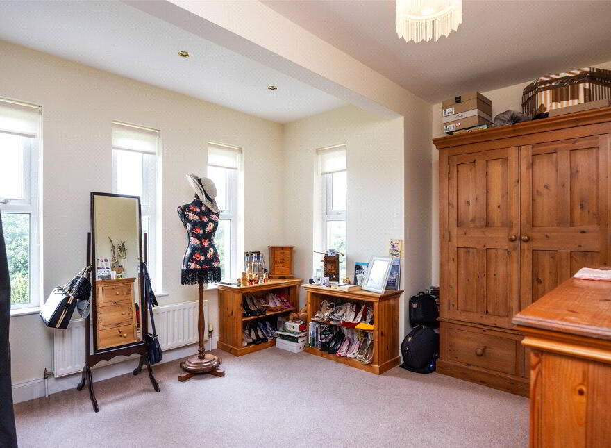 128 Old Ballynahinch Road, Lisburn, BT27 6TH