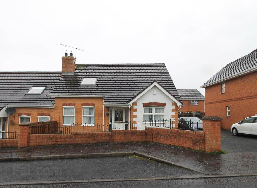 31 Summer Meadows Park, Derry, BT47 6SL photo