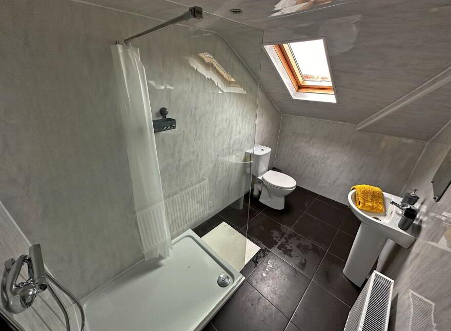 House For Rent, 30 Elimgrove St, Belfast, BT14 6LB