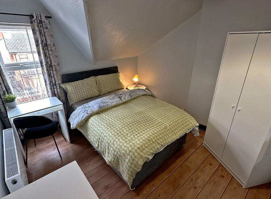 House For Rent, 30 Elimgrove St, Belfast, BT14 6LB