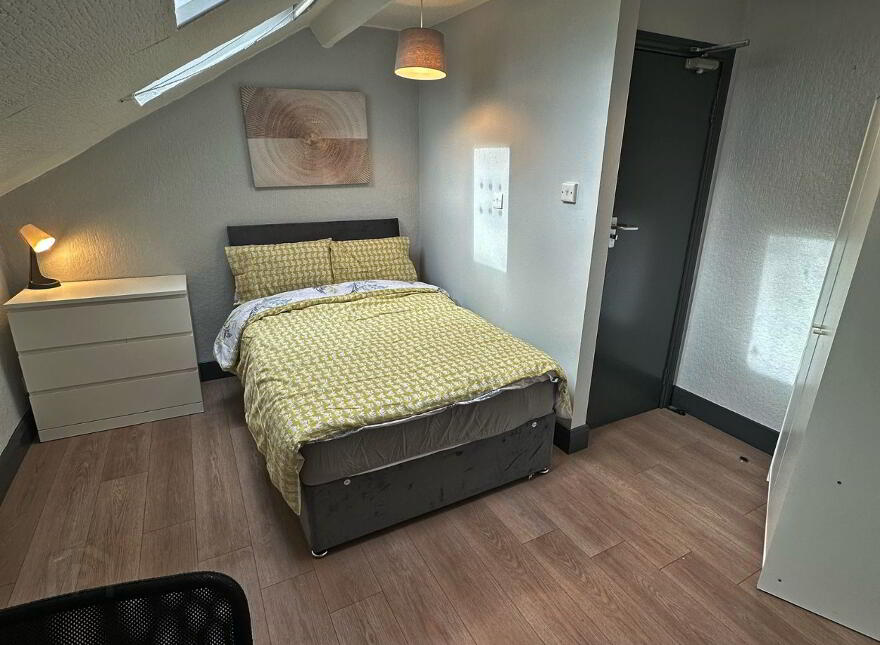 House For Rent, 30 Elimgrove St, Belfast, BT14 6LB