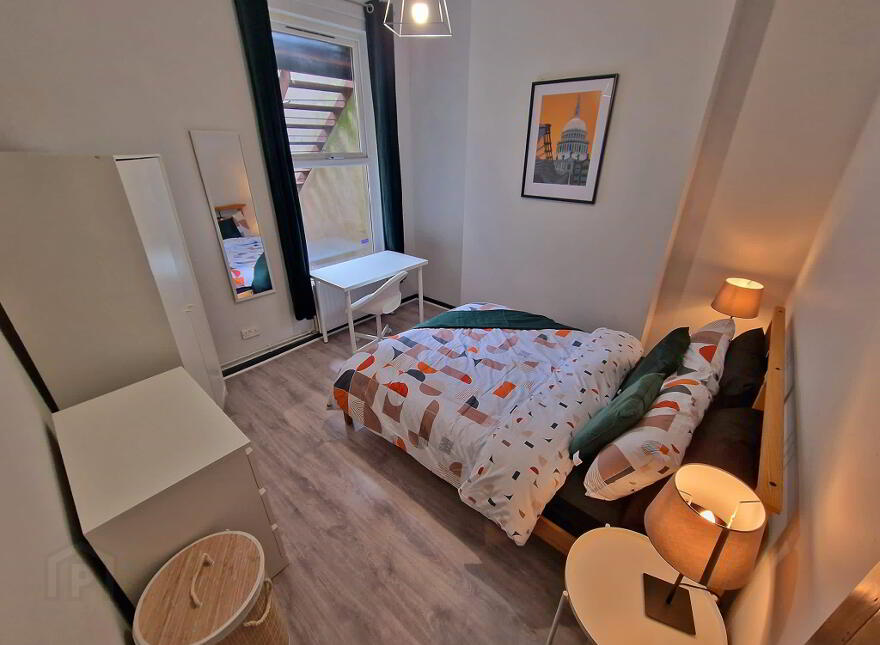 Apt 1, 34 Fitzroy Ave, Belfast, BT7 1HW
