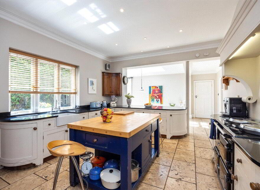 Dundarave, 53 Malone Park, Belfast, BT9 6NN