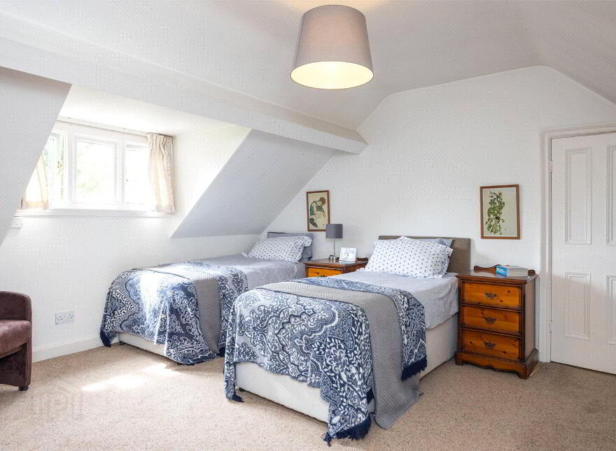 Dundarave, 53 Malone Park, Belfast, BT9 6NN