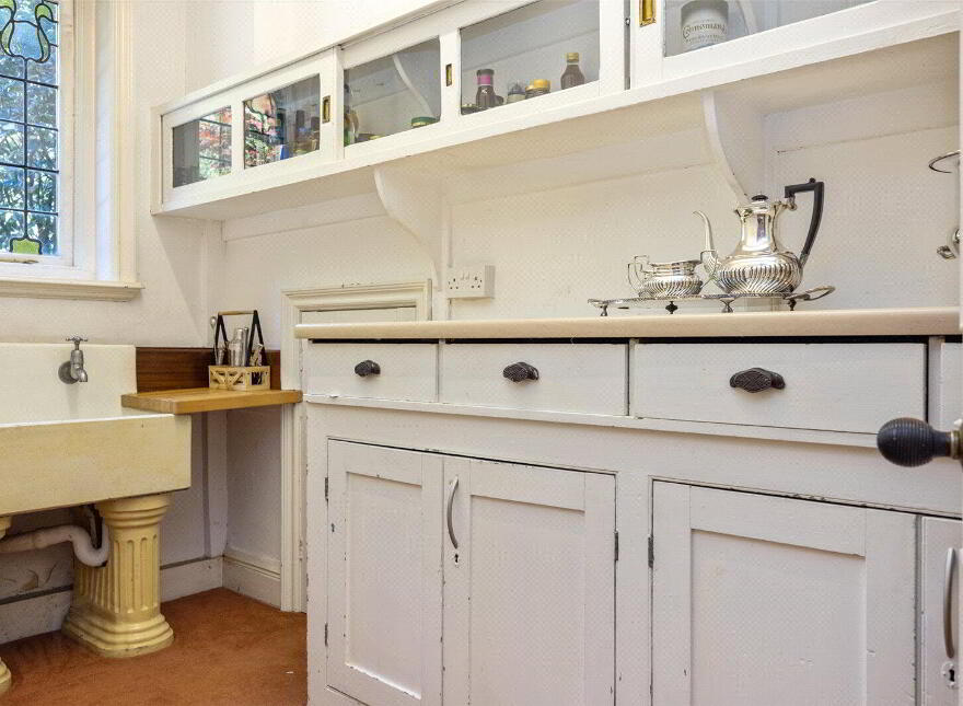 Dundarave, 53 Malone Park, Belfast, BT9 6NN