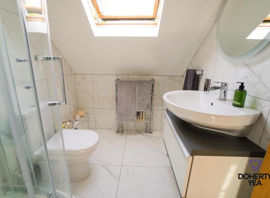 31b & 31c Mccraes Brae, Whitehead, Carrickfergus, BT38 9NZ