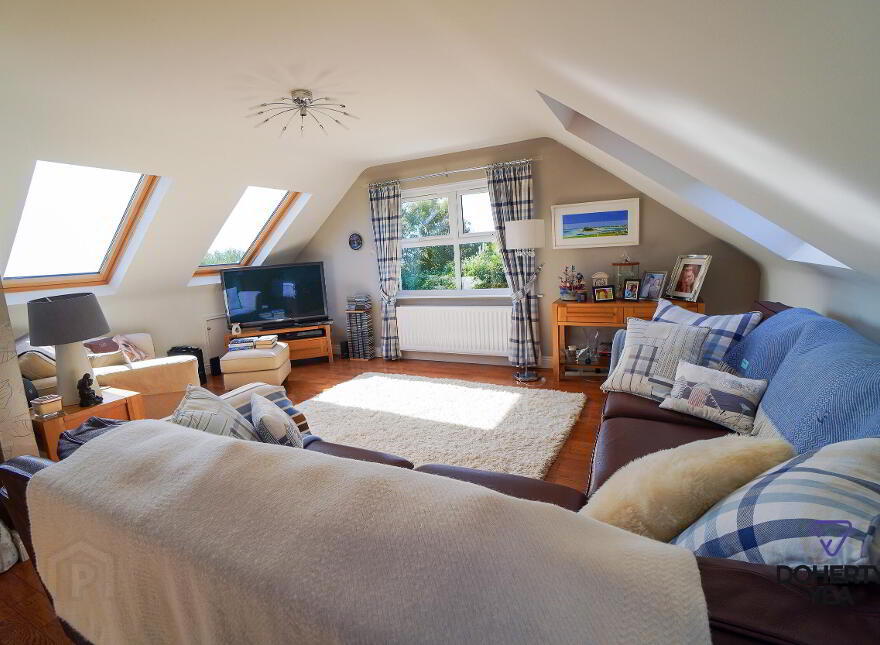 31b & 31c Mccraes Brae, Whitehead, Carrickfergus, BT38 9NZ