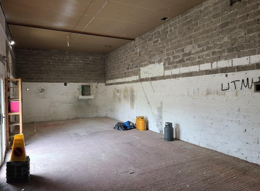 Storage Unit, Long Commons, Coleraine, BT52 1LH