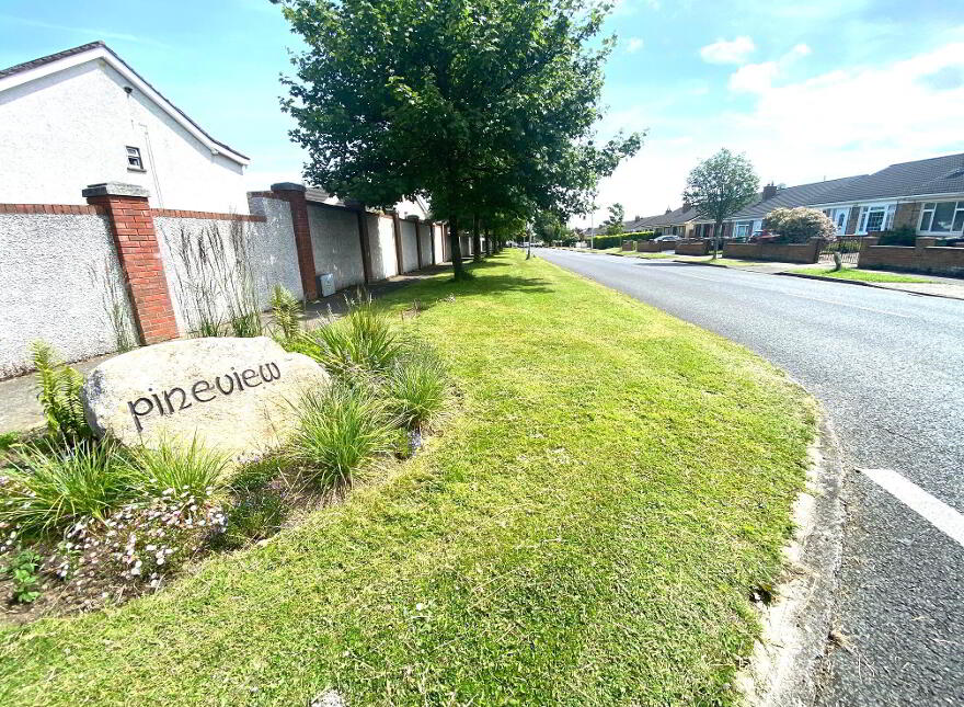 Pineview Lawn, Dublin 24 (double Room Share), Aylesbury photo