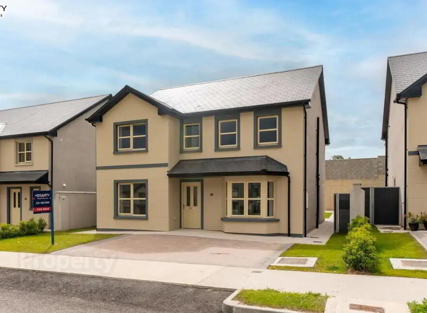 23 Pairc An Chosain, Rathcallan, Castlemartyr, Ladysbridge photo