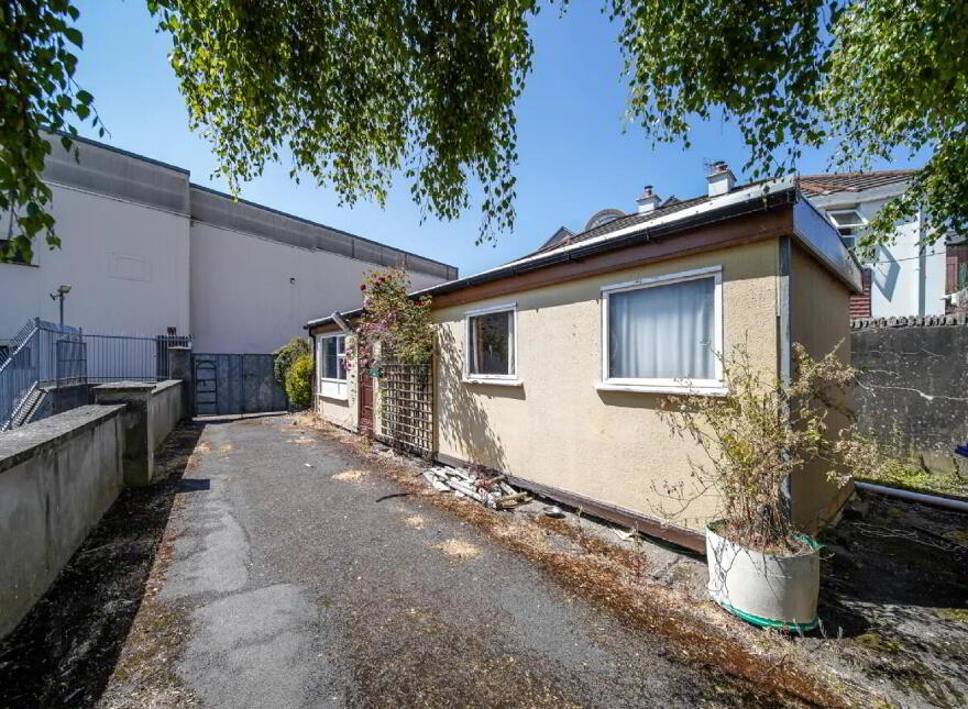 Rosemount House, Rosemount, Letterkenny, F92X893
