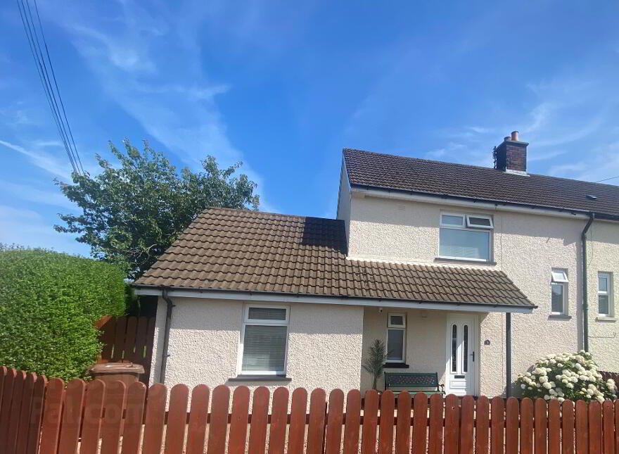 1 Knocklayde View, Ballycastle, BT54 6DY photo