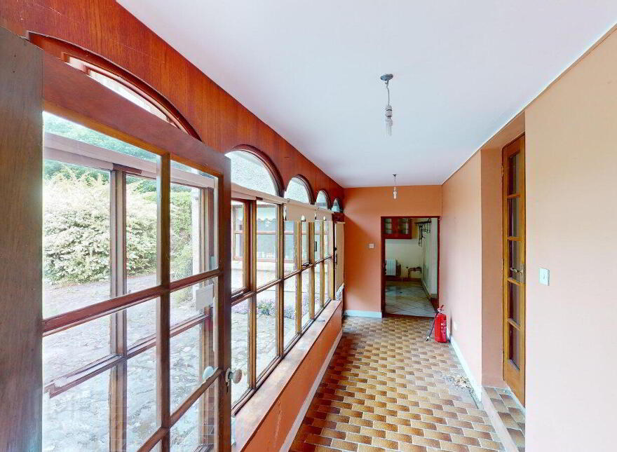 Drinagh Lodge, Drinagh, Wexford Town, Y35X934