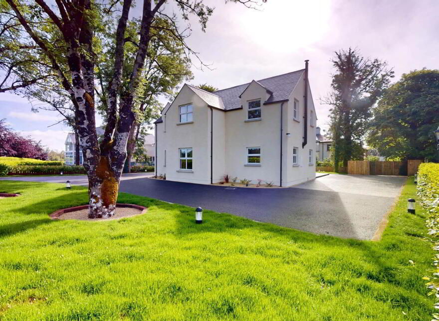 1 Dovecote Way, Lough Erne Golf Resort, Enniskillen, BT93 7FB