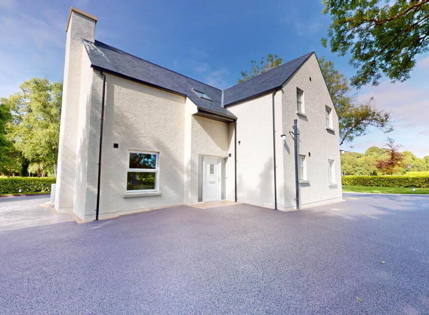 1 Dovecote Way, Lough Erne Golf Resort, Enniskillen, BT93 7FB