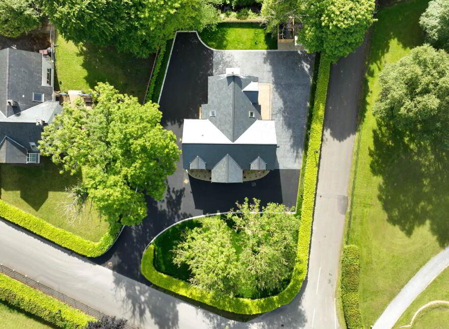 1 Dovecote Way, Lough Erne Golf Resort, Enniskillen, BT93 7FB