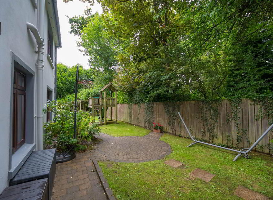 55 Station Road, Craigavad, Holywood, BT18 0BP