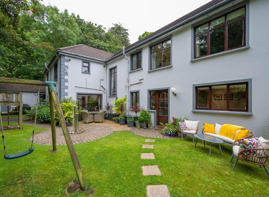 55 Station Road, Craigavad, Holywood, BT18 0BP