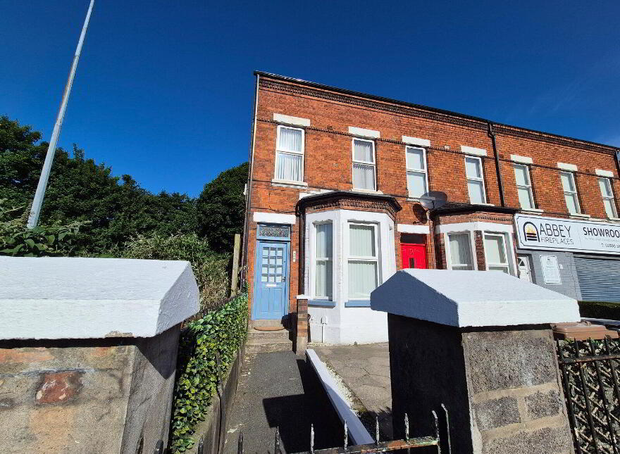 908 Shore Road, Newtownabbey, BT36 7DJ photo