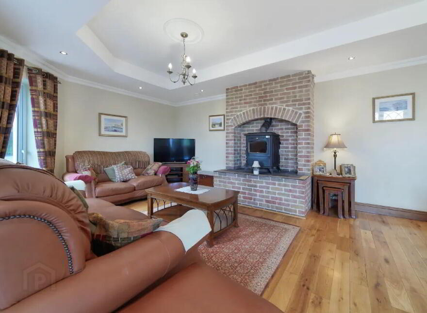 Hollyhill House, Ballymaleel, Letterkenny, F92Y90H