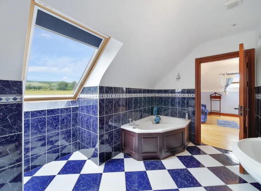 Hollyhill House, Ballymaleel, Letterkenny, F92Y90H