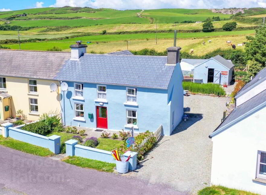 Rock House, Traharta, Castletownshend, P81RC96 photo