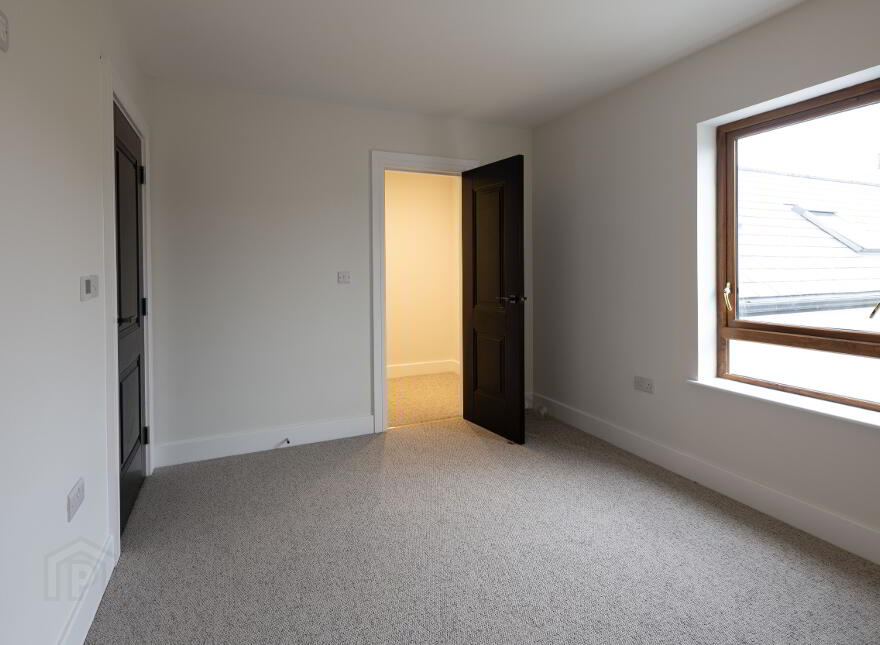 3 Bed 1st Floor Apartment, Strand Road, Portstewart, Strand Road, Portstewart