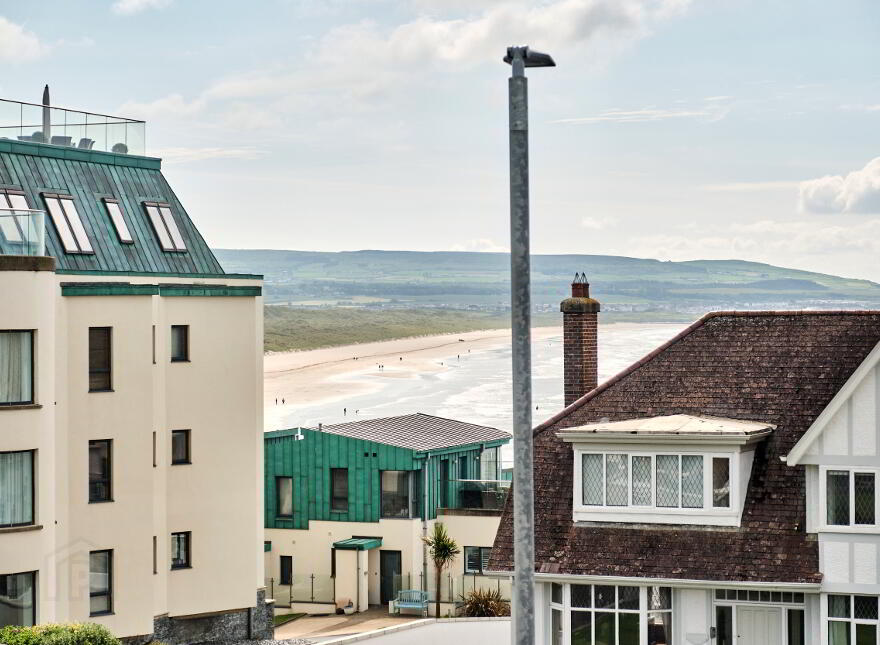 3 Bed Penthouse Apartment, Strand Road, Portstewart, Strand Road, Portstewart