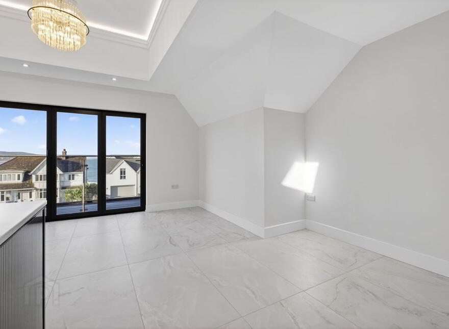 3 Bed Penthouse Apartment, Strand Road, Portstewart, Strand Road, Portstewart