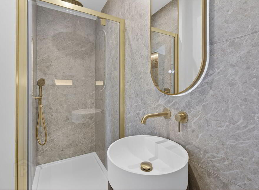 3 Bed Penthouse Apartment, Strand Road, Portstewart, Strand Road, Portstewart