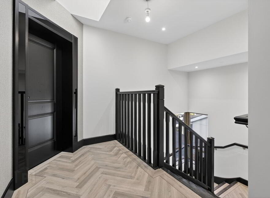 3 Bed Penthouse Apartment, Strand Road, Portstewart, Strand Road, Portstewart