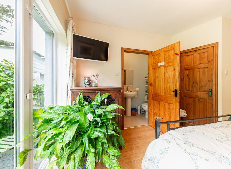 6 Bar Hall Road, Portaferry, Newtownards, BT22 1RQ