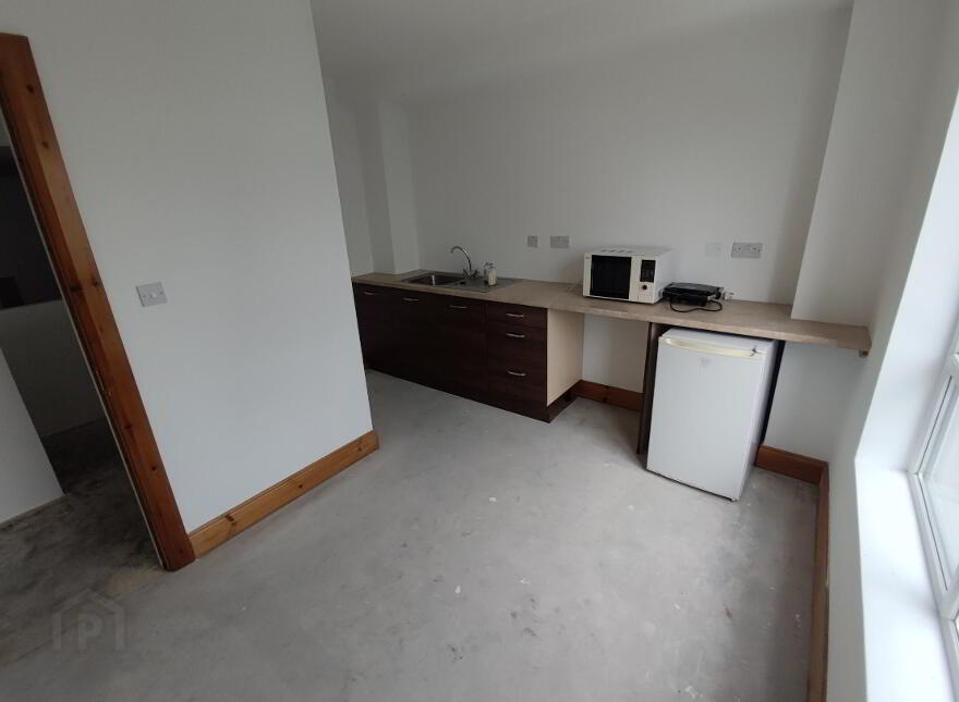 Unit 8, Grand Central, Canal Road, Letterkenny, F92W2RK