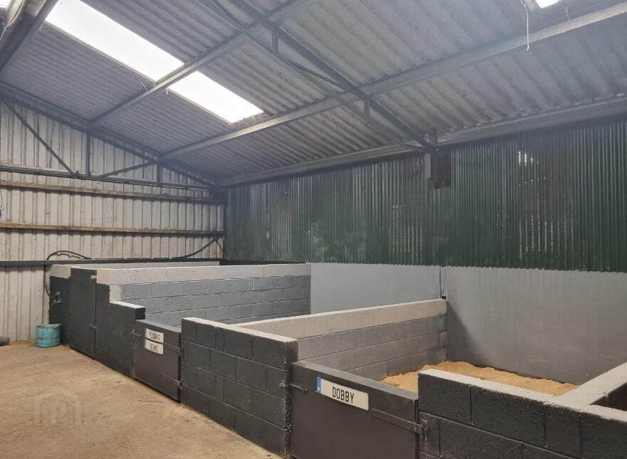 Whitethorn Equestrian Centre, Knocknasna, Abbeyfeale, V9476C0