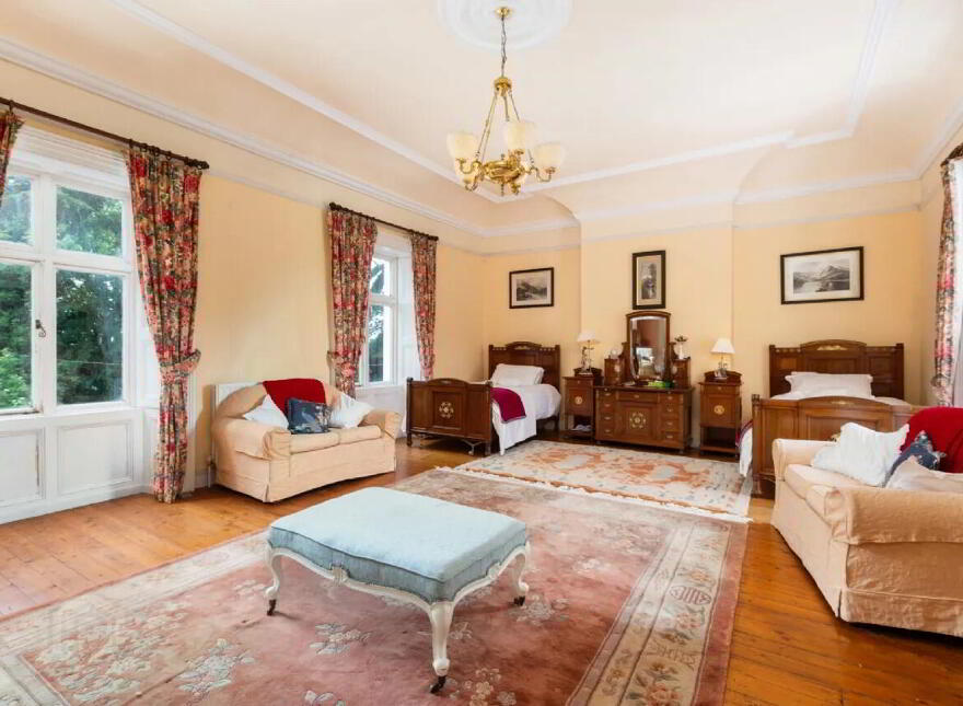Ballintoher House, Ballintoher Road, Nenagh, E45TX68