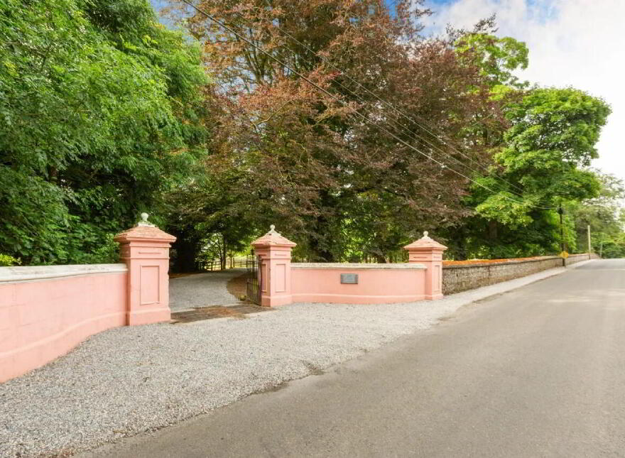 Ballintoher House, Ballintoher Road, Nenagh, E45TX68