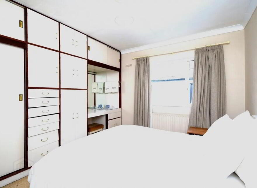 Bank House, Main Street, Doneraile, P51VYY9