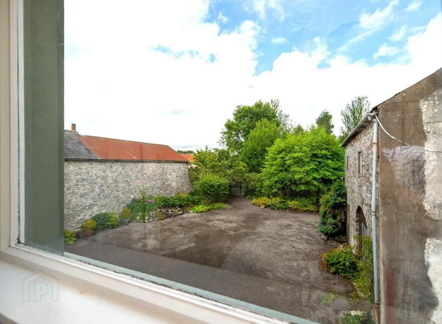 Bank House, Main Street, Doneraile, P51VYY9