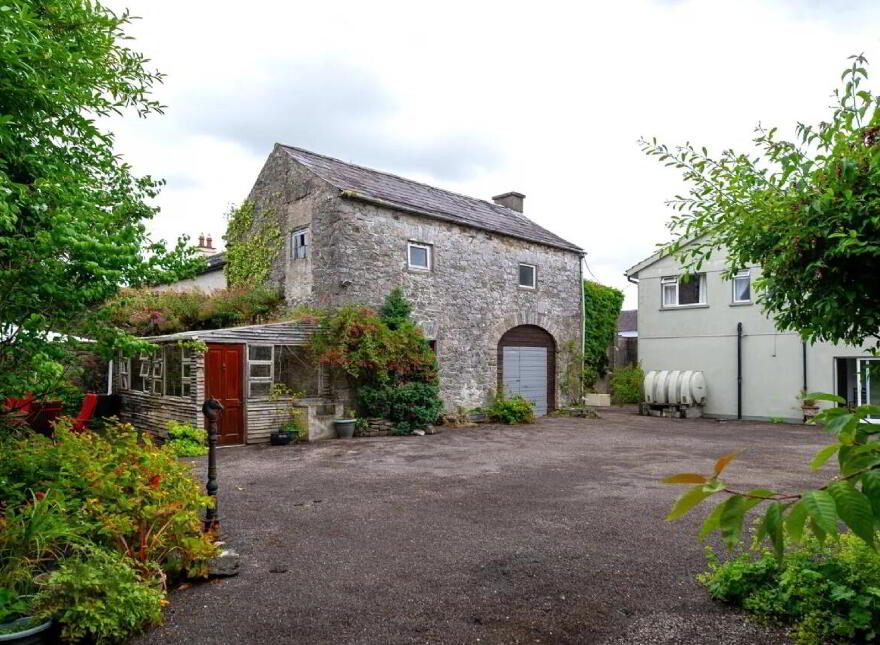 Bank House, Main Street, Doneraile, P51VYY9