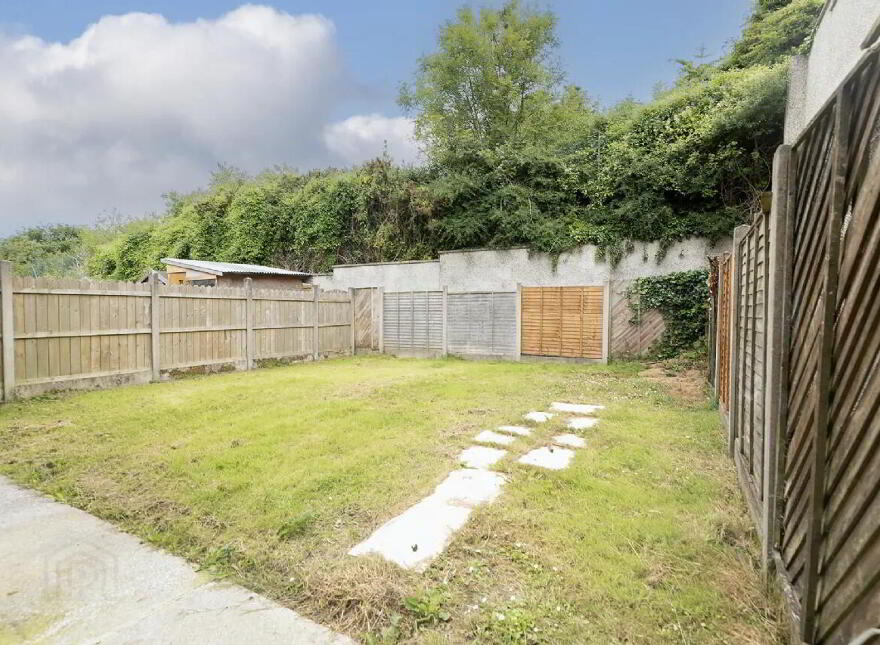 42 The Maples, Gort An Oir, Castlemartyr, P25R156