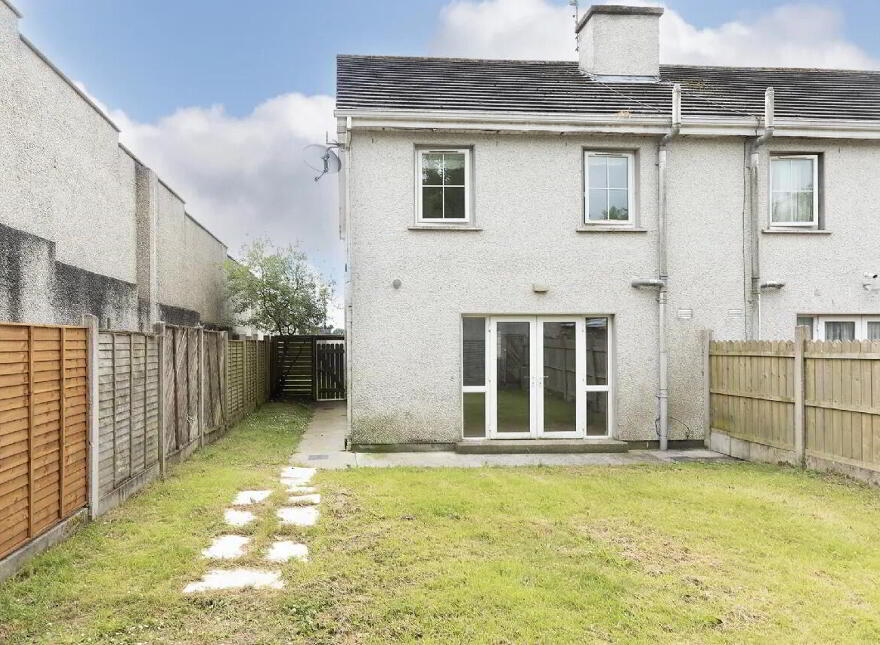 42 The Maples, Gort An Oir, Castlemartyr, P25R156